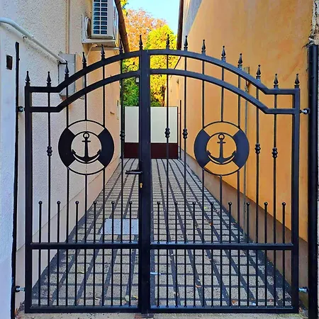 Hetenyi Διαμέρισμα *